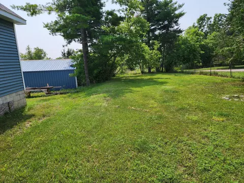Exterior - 46 Bridge St, Petoskey, MI 49770 photo 3 of 4