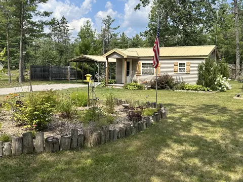 2606 County Road 612, Lewiston, MI 49756