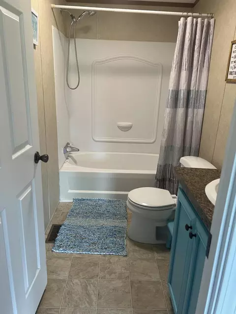 Bath - 2355 M65 N, Lachine, MI 49753 photo 2 of 2