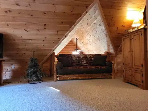 Bedroom - 3459 Short St, Grayling, MI 49738 photo 3 of 8