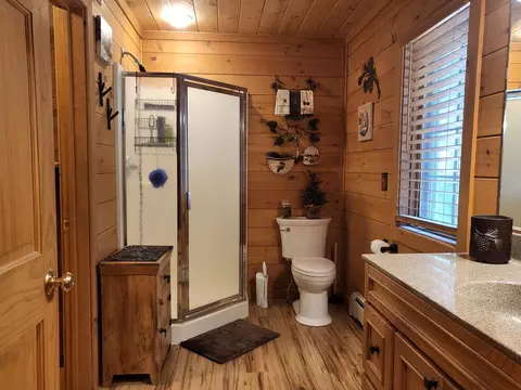 Bath - 3459 Short St, Grayling, MI 49738 photo 2 of 9