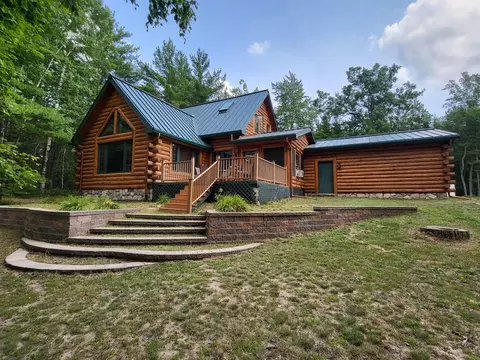 3459 Short St, Grayling, MI 49738