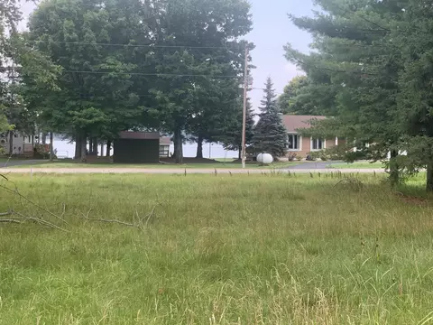 8350 Sandlewood Dr, Lachine, MI 49753