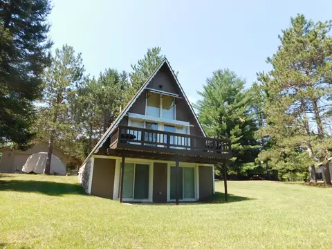 2676 Kirkland Dr, Grayling, MI 49738