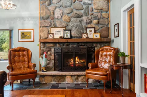 Living - 3995 Old Vanderbilt Rd, Vanderbilt, MI 49795 photo 6 of 12