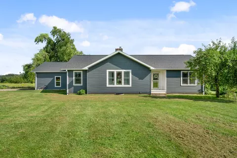 9408 N Straits Hwy, Cheboygan, MI 49721