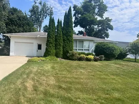 519 Brentwood Dr, Alpena, MI 49707
