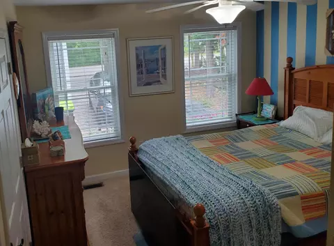 Bedroom - 14000 Parallel Ave, Alpena, MI 49707 photo 2 of 2