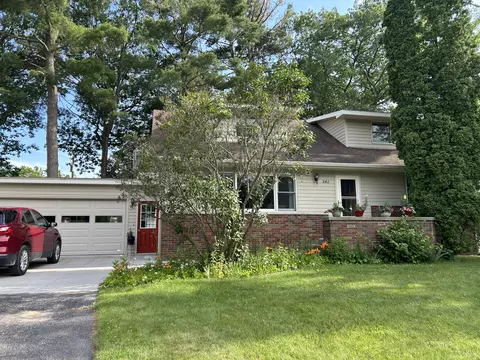 542 Northwood Dr, Alpena, MI 49707