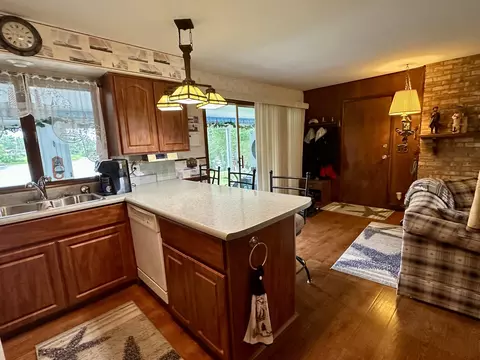 444 Riverside Dr, Cheboygan, MI 49721 photo 12