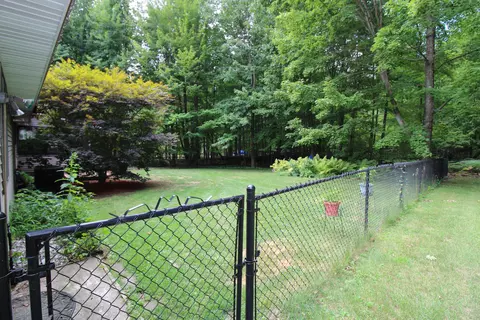 7889 Hillcrest Rd, Roscommon, MI 48653 photo 9