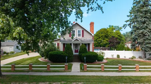 635 W Washington Ave, Alpena, MI 49707