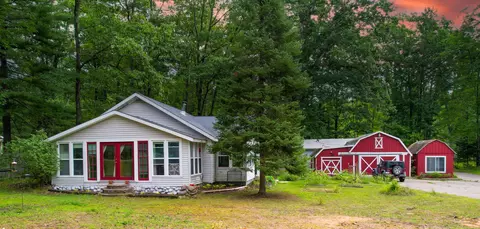 2955 E Mullett Lake Rd, Indian River, MI 49749