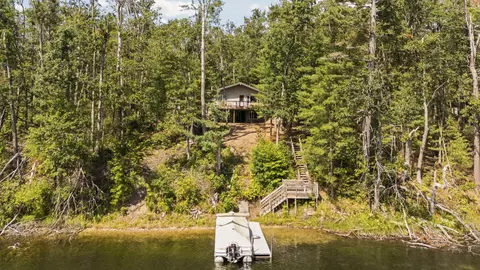 7501 Douglas Lake Rd, Johannesburg, MI 49751