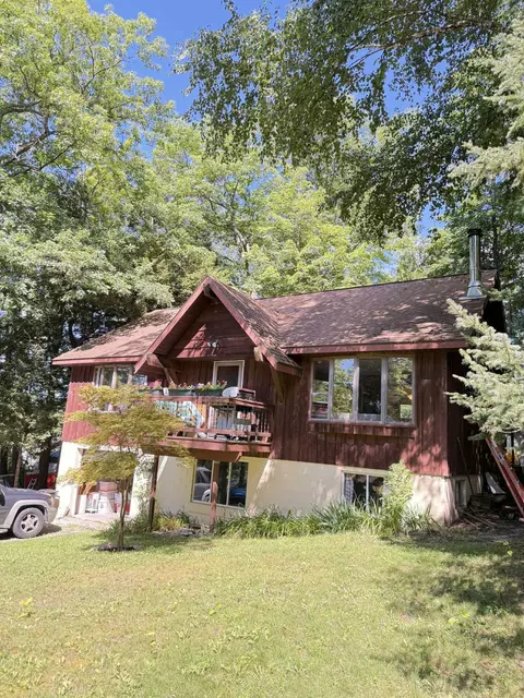 3524 Deer Rd, Spruce, MI 48762