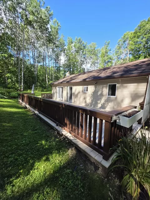 2590 E Hubert Rd, Spruce, MI 48762