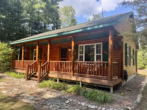 847 Fleetwater Dr, Luzerne, MI 48636