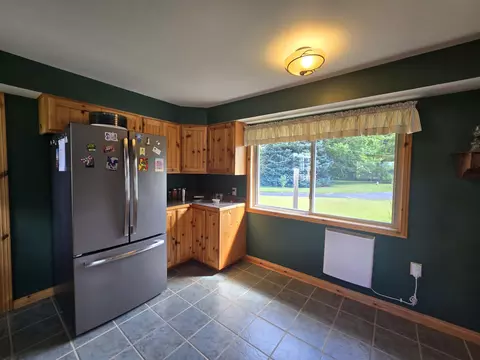 Kitchen - 433 Thompson Rd, Mio, MI 48647 photo 3 of 8