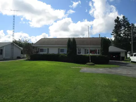 641 M-68 Hwy, Afton, MI 49705