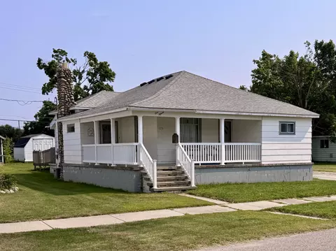 115 S D St, Cheboygan, MI 49721 photo 29
