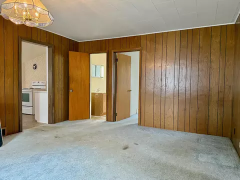 115 S D St, Cheboygan, MI 49721 photo 10