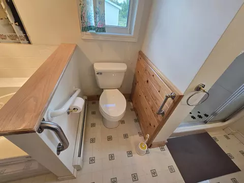 Bath - 4190 N Abbe Rd, Comins, MI 48619 photo 7 of 11