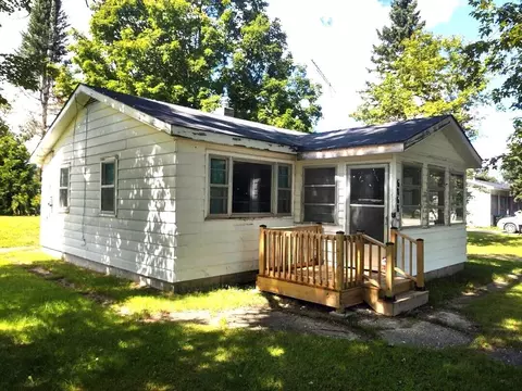6868 Barclay Ave, Tower, MI 49792
