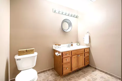 Bath - 6655 Chippewa Trl, Indian River, MI 49749 photo 4 of 5
