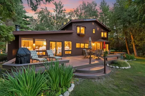 282 Plymouth Beach Rd, Indian River, MI 49749