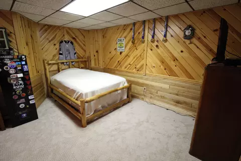 Bedroom - 719 Wright Rd, Grayling, MI 49738 photo 4 of 4
