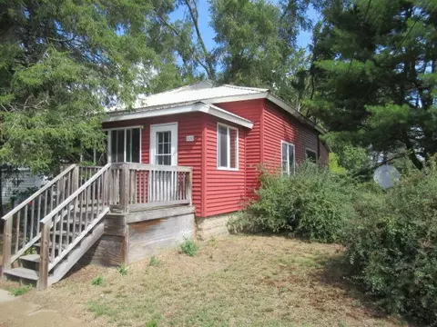 Exterior - 800 Park St, Grayling, MI 49738 photo 2 of 4