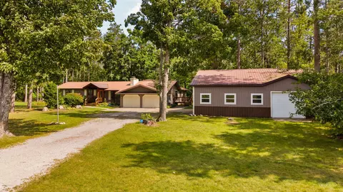 5163 Dagon Rd, Johannesburg, MI 49751