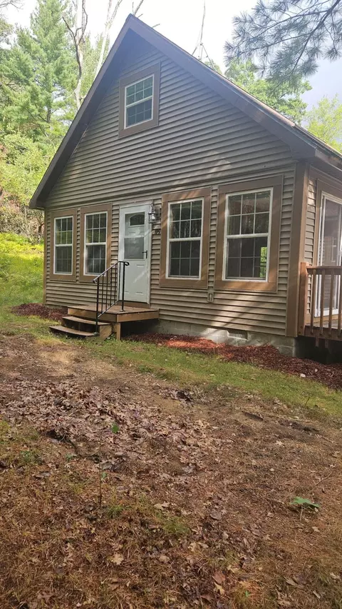 115 S Hunting Horn Dr, Roscommon, MI 48653