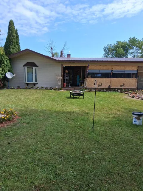 2854 Oberlin Rd, Gladwin, MI 48624 photo 6