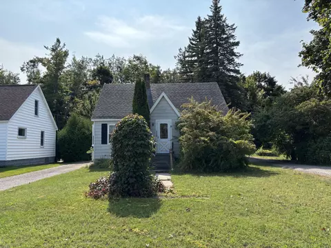 1053 Birch St, Rogers City, MI 49779