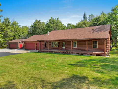 10957 Pines Trl, Roscommon, MI 48653