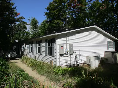 Exterior - 5016 Laran Ln, Frederic, MI 49733 photo 3 of 13