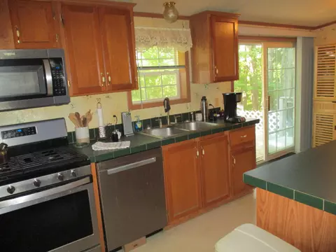 Kitchen - 5016 Laran Ln, Frederic, MI 49733 photo 5 of 6