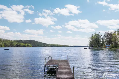 662 E Birch Cir, Boyne Falls, MI 49713