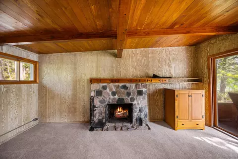 Living - 662 E Birch Cir, Boyne Falls, MI 49713 photo 1 of 2
