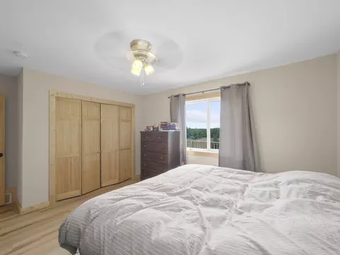 Bedroom - 10468 Scott Rd, Wolverine, MI 49799 photo 2 of 5