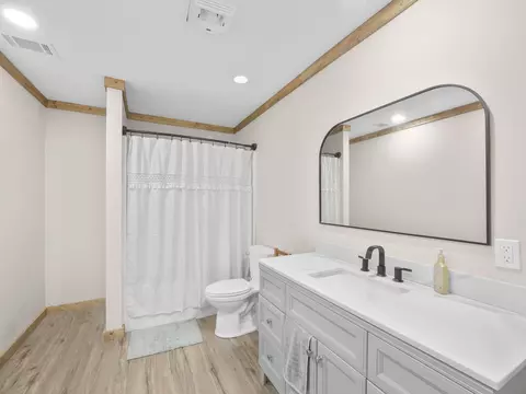 Bath - 10468 Scott Rd, Wolverine, MI 49799 photo 2 of 2
