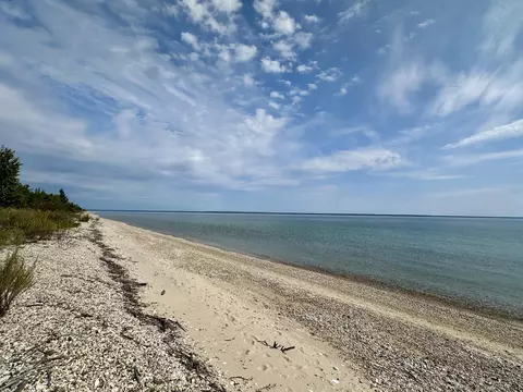 3286 Edgewater Dr, Cheboygan, MI 49721 photo 12