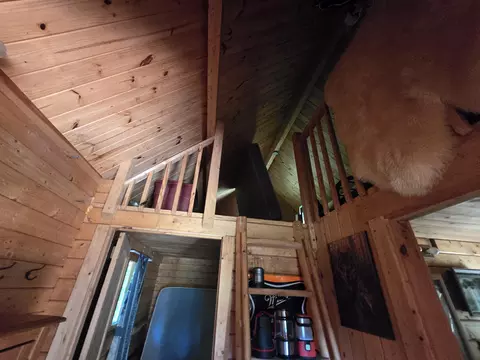 Entry Way - 3807 Kamen Trl, Comins, MI 48619 photo 2 of 4