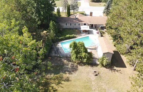 1387 Hobbs Dr, Alpena, MI 49707