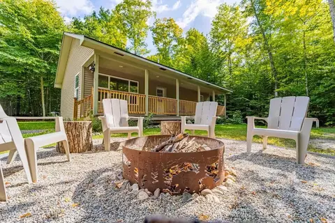 1999 Bear Paw Ln, Cheboygan, MI 49721