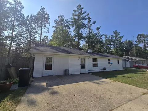 1401 8th Street St, Mio, MI 48647 photo 2
