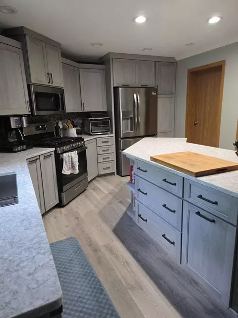 Kitchen - 9367 Clewley Rd, Lachine, MI 49753 photo 2 of 3