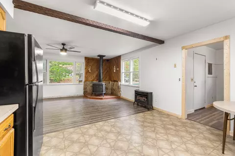 Living - 9325 Evergreen Dr, Gladwin, MI 48624 photo 5 of 5