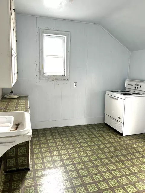 Kitchen - 116 E Hamilton St, Alpena, MI 49707 photo 7 of 8